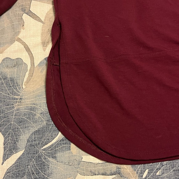 ATHLETIC WORKS Burgundy side slit Tunic!! Size 1X NWOT - Picture 6 of 6
